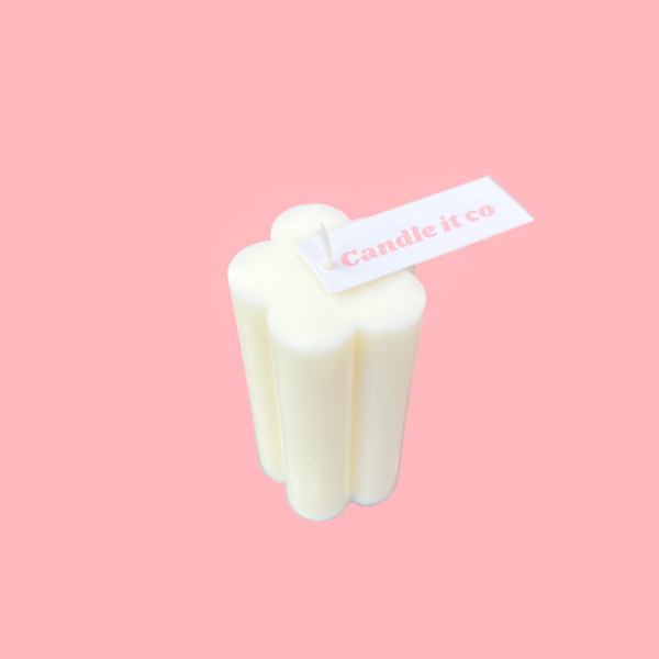 Daisy Candle